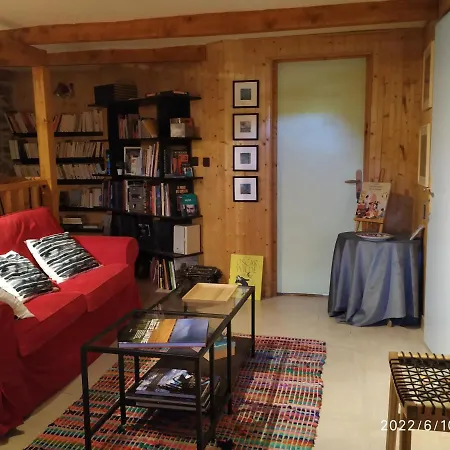 Au Perche Homestay