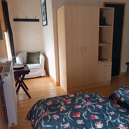 Au Perche בית אירוח *