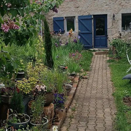 בית אירוח Au Perche